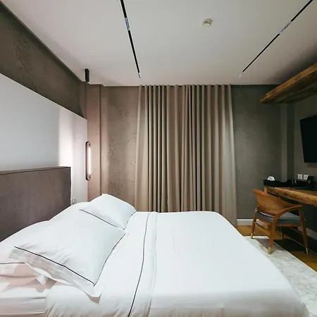 Etel Boutique 科尔察
