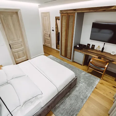 Etel Boutique * Korça