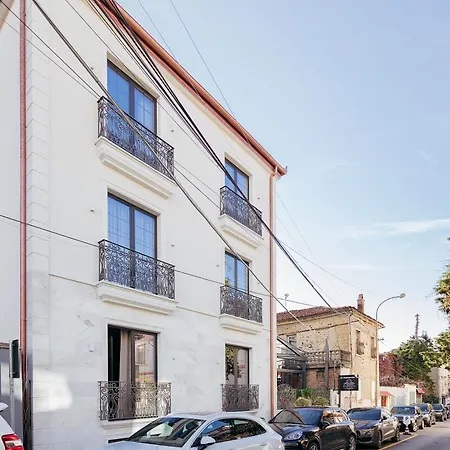 Etel Boutique 호텔 *