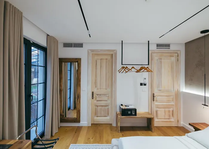 Etel Boutique Hotel Korcza